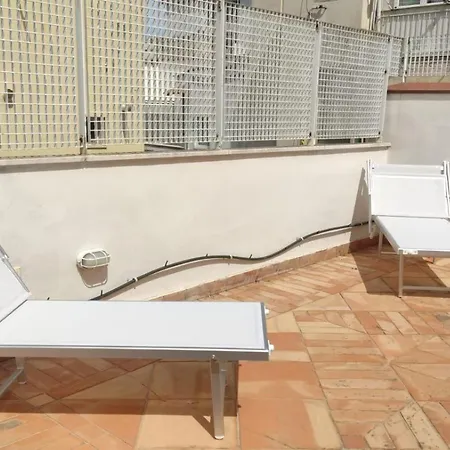 Attico Imperiale - In Centro, Tra Stazione E Vecchia Апартаменты Бари