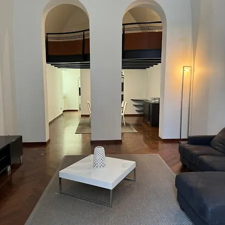 Apartamento Attico Imperiale - In Centro, Tra Stazione E Vecchia *