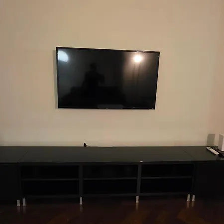 Attico Imperiale - In Centro, Tra Stazione E Vecchia Apartamento *