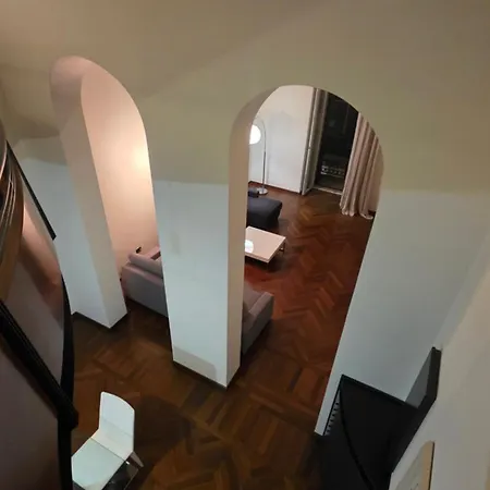 Attico Imperiale - In Centro, Tra Stazione E Vecchia * Bari